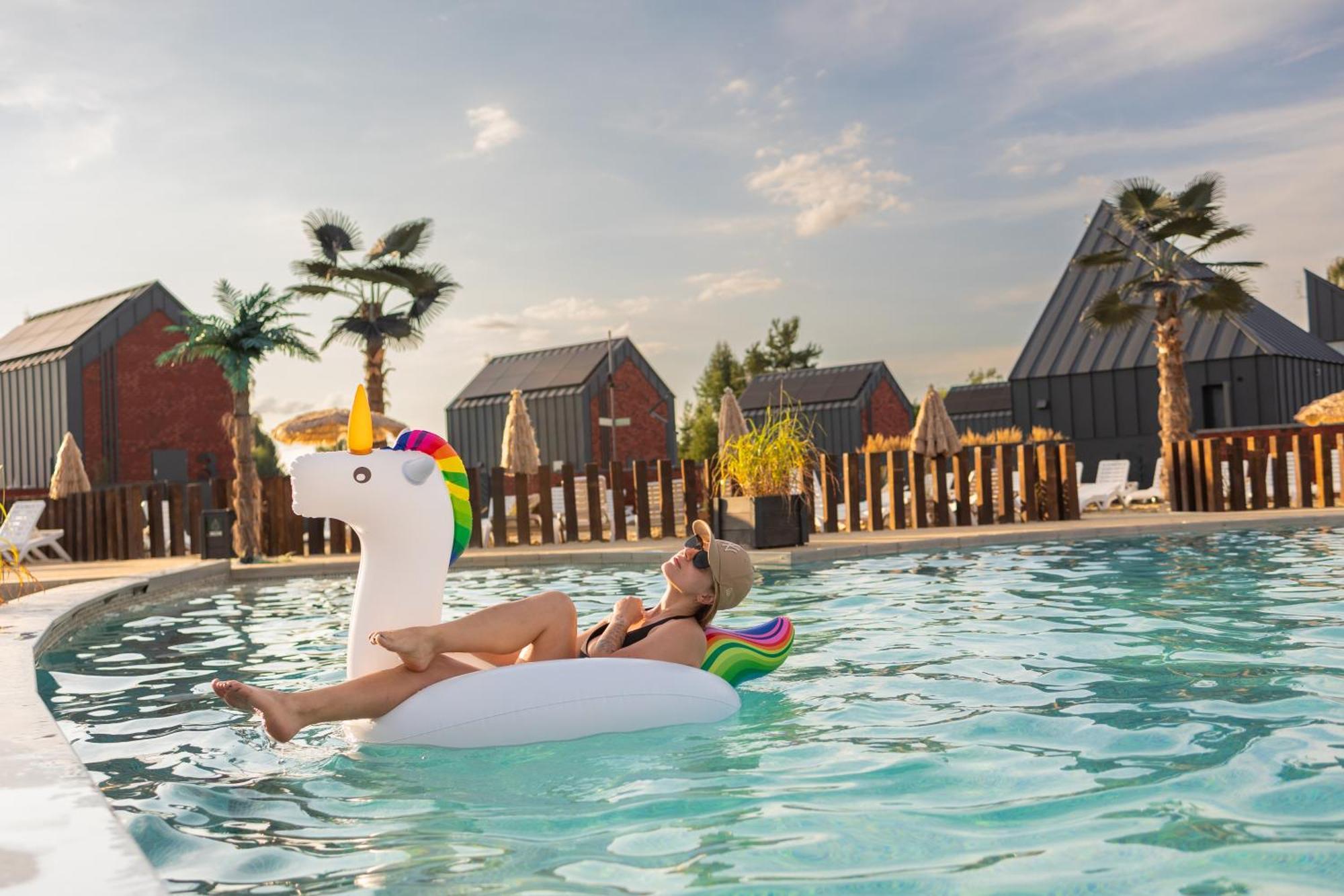 Hotel Wioska Wakacyjna Radawa Zewnętrze zdjęcie
